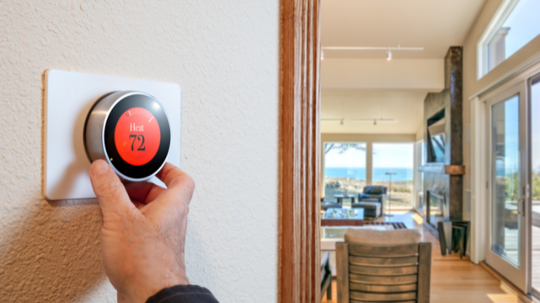 Smart thermostat vs programmable